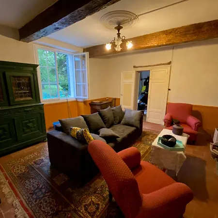 Domaine En Belard 펜션 *